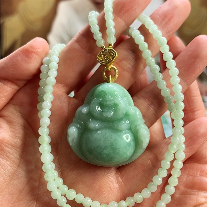 翡翠颈饰未镶嵌吊坠