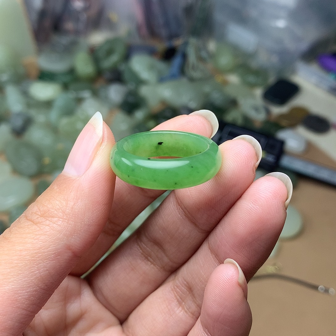 和田玉17.7mm内经未镶嵌