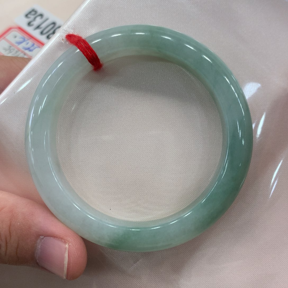 翡翠未镶嵌手镯翡翠手镯