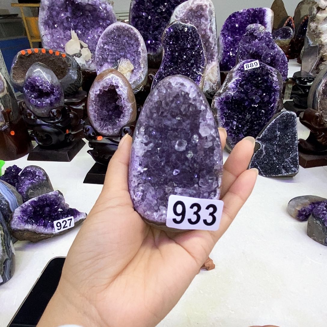 未镶嵌水晶大型摆件（非配饰）