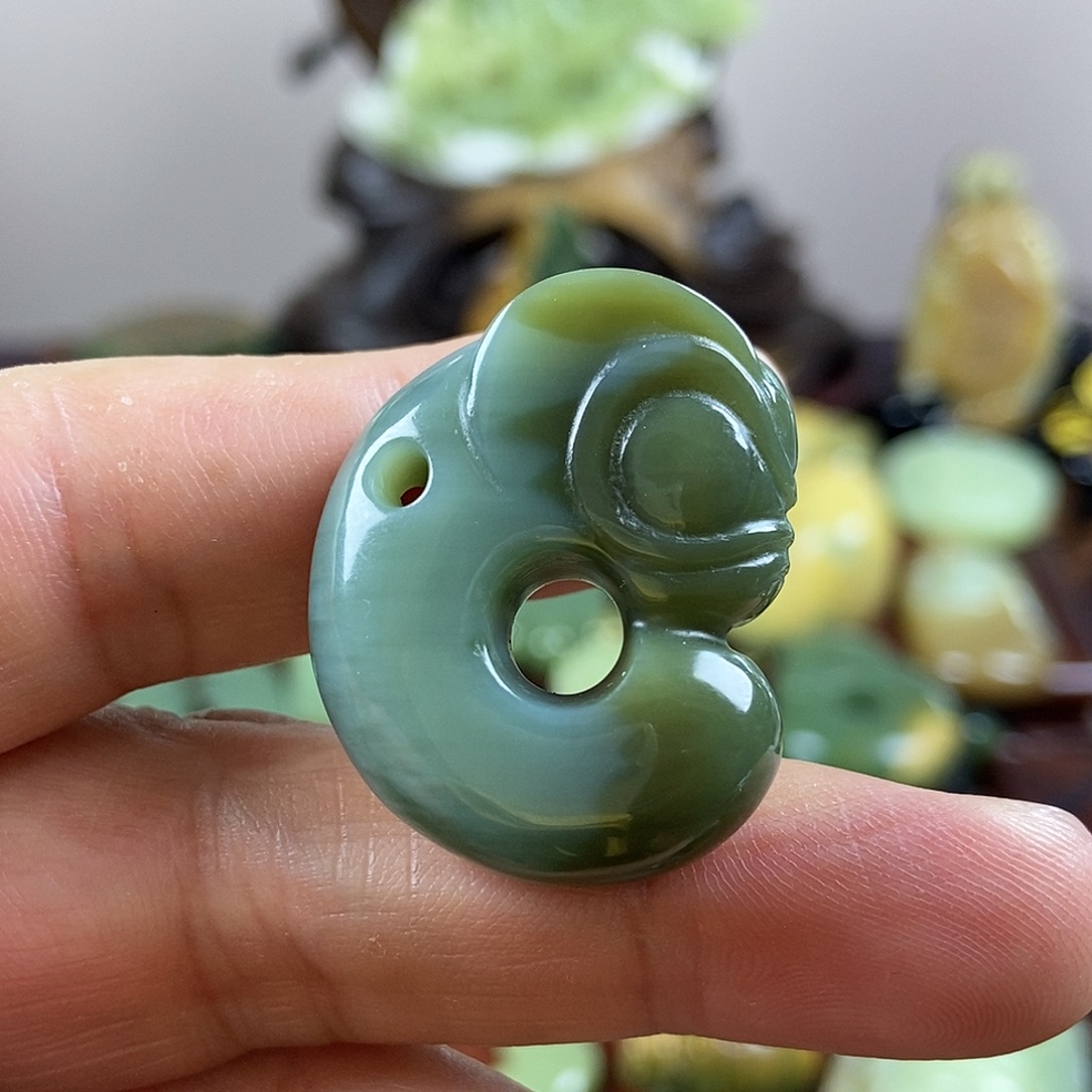 未镶嵌岫岩老玉（透闪石质玉）珠宝奇石