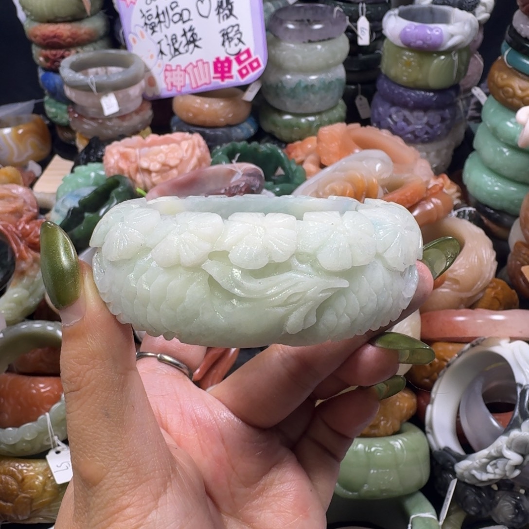 石英质玉（佘太翠）未镶嵌手镯29，56，原石不退换