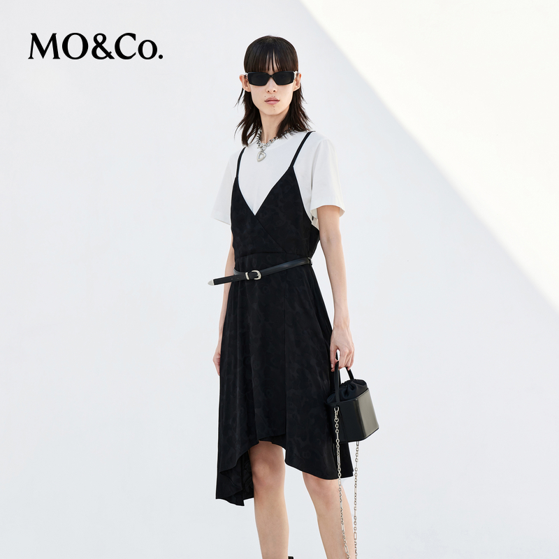 【赵老板专属】MOCO春季V领吊带拼接T恤连衣裙附腰带MBC1DRST23