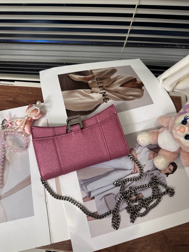 95新 Balenciaga/巴黎世家 流金岁月闪闪粉色链条斜挎包