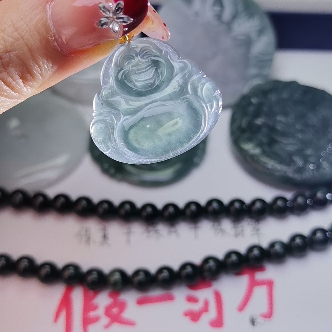 翡翠颈饰未镶嵌天然的A货翡翠多样性发货