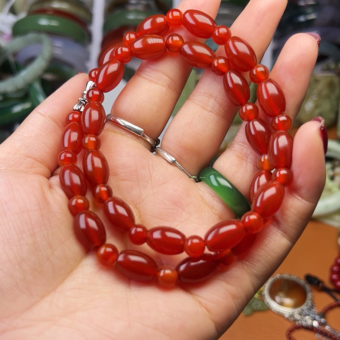 和田玉（糖玉）未镶嵌颈饰