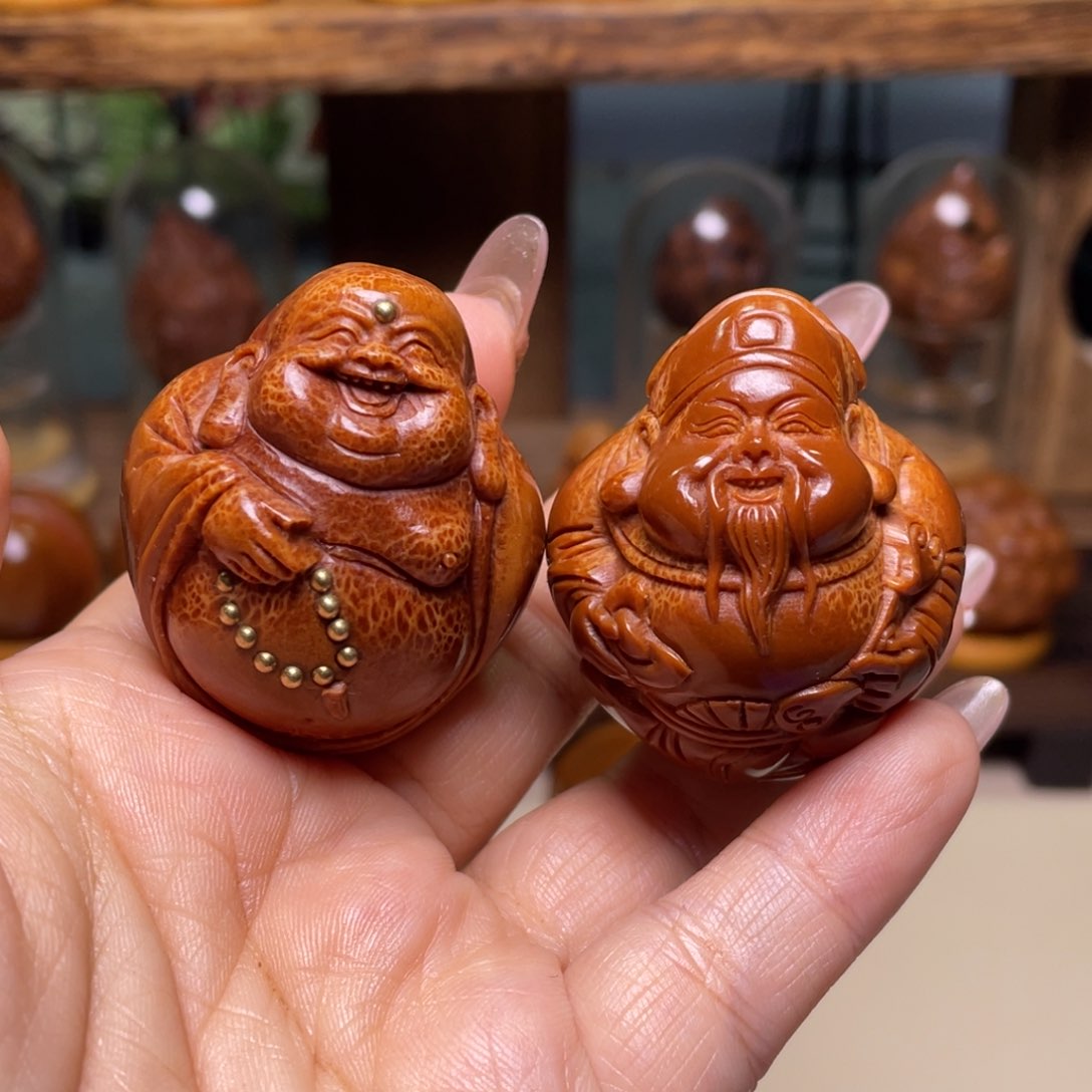 佛螺菩提吊坠?****财迷一对 三点八左右