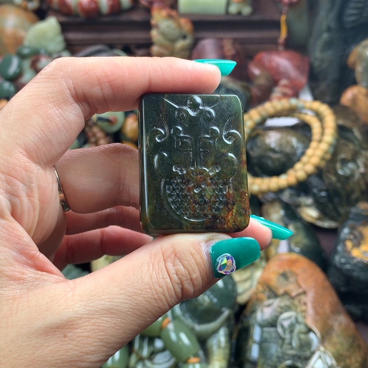 岫岩河磨玉（透闪石质玉）把件未镶嵌
