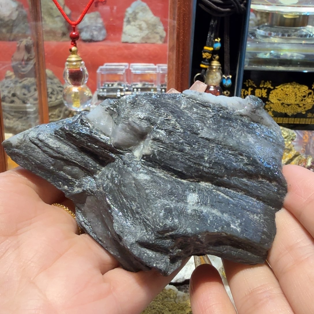 奥246.1g左右聚金阁天然明金矿标