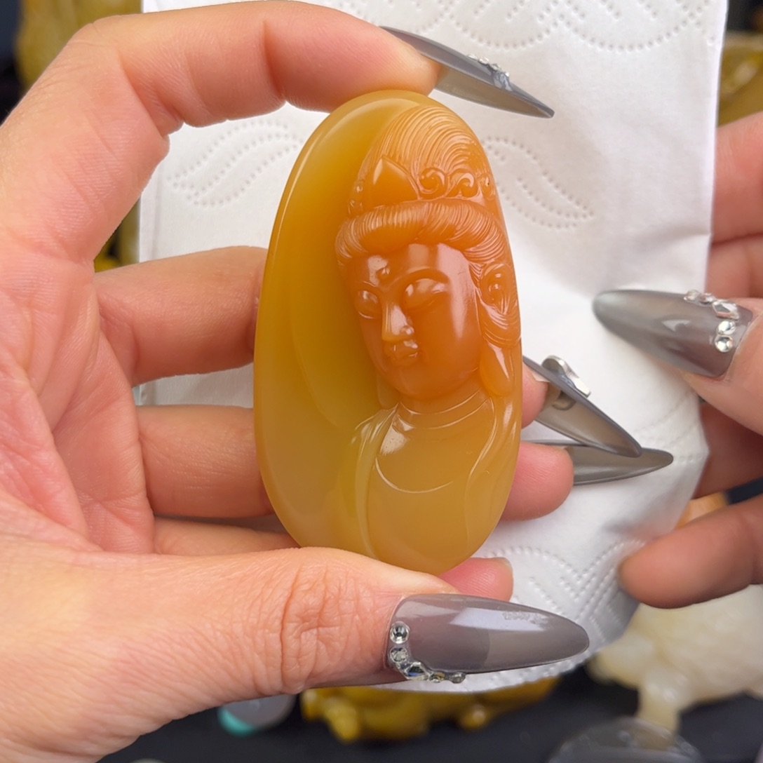 石英质玉黄蜡石挂件未镶嵌用*