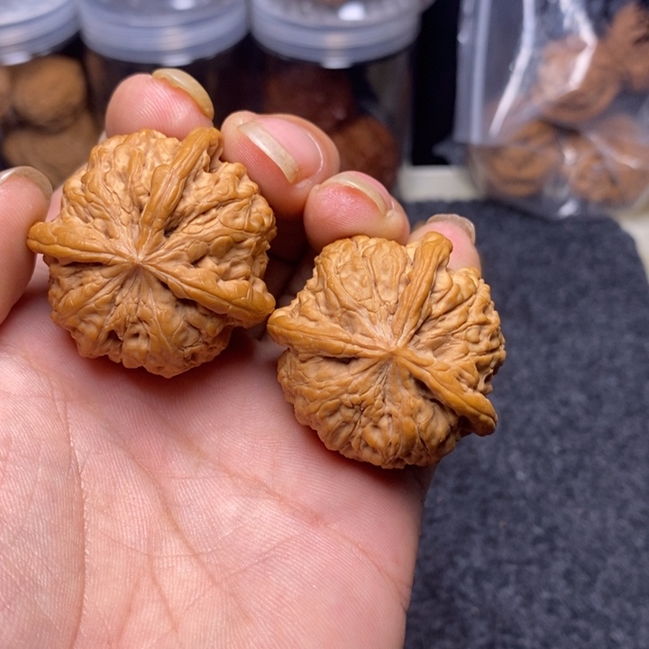 吊坠文玩核桃39雨花石三棱