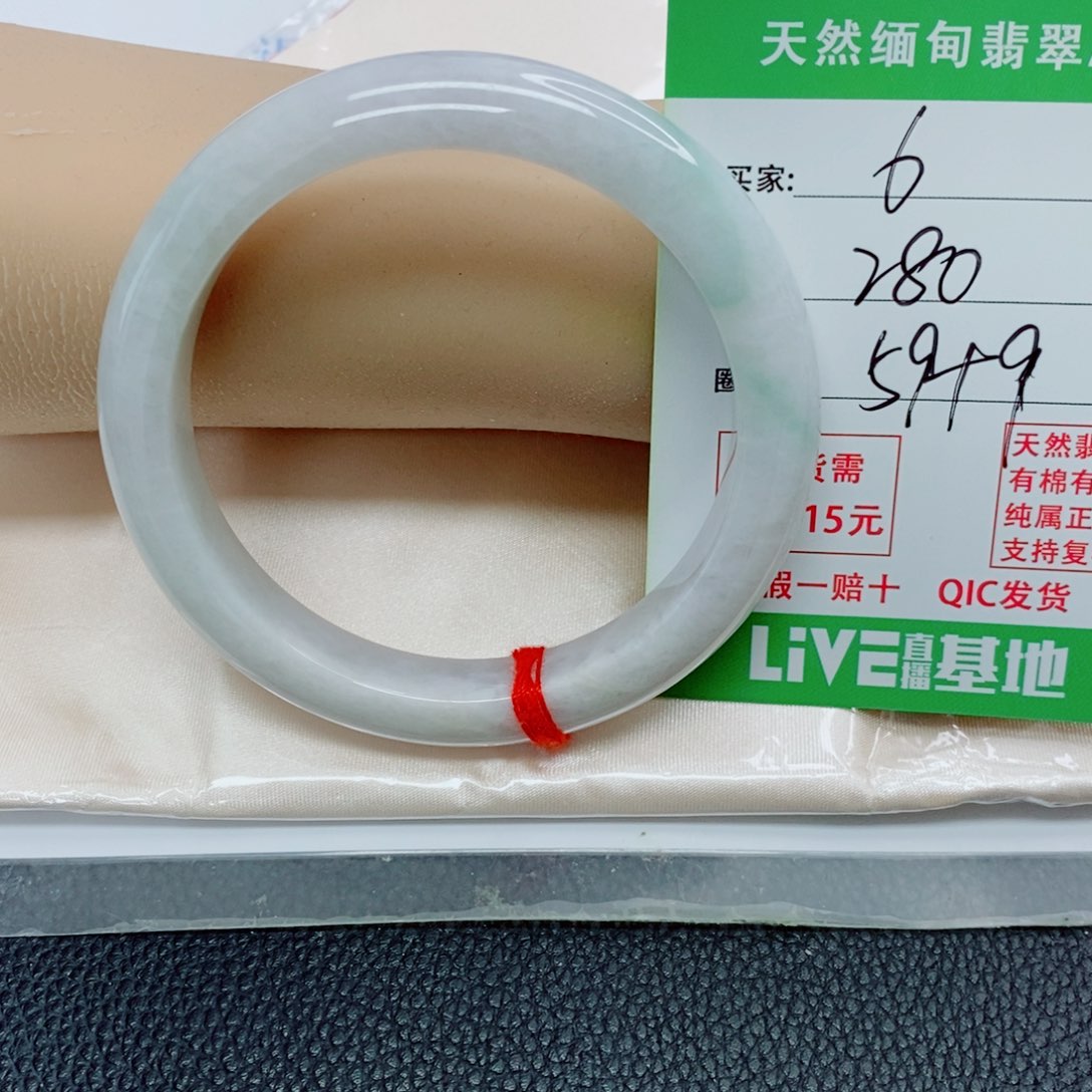 翡翠未镶嵌手镯天然翡翠6