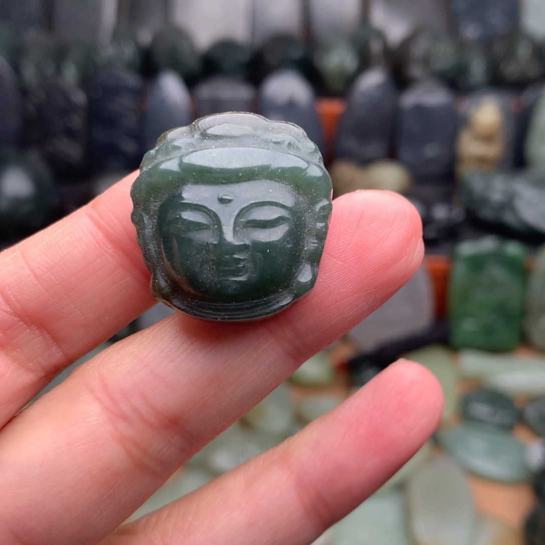 和田玉未镶嵌颈饰挂件02