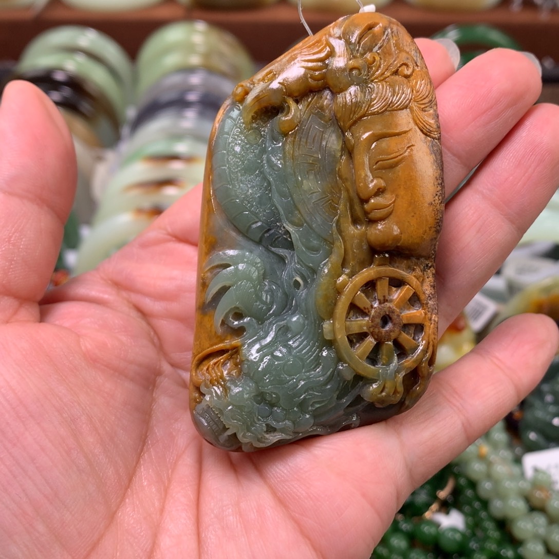 岫岩河磨玉（透闪石质玉）未镶嵌把件