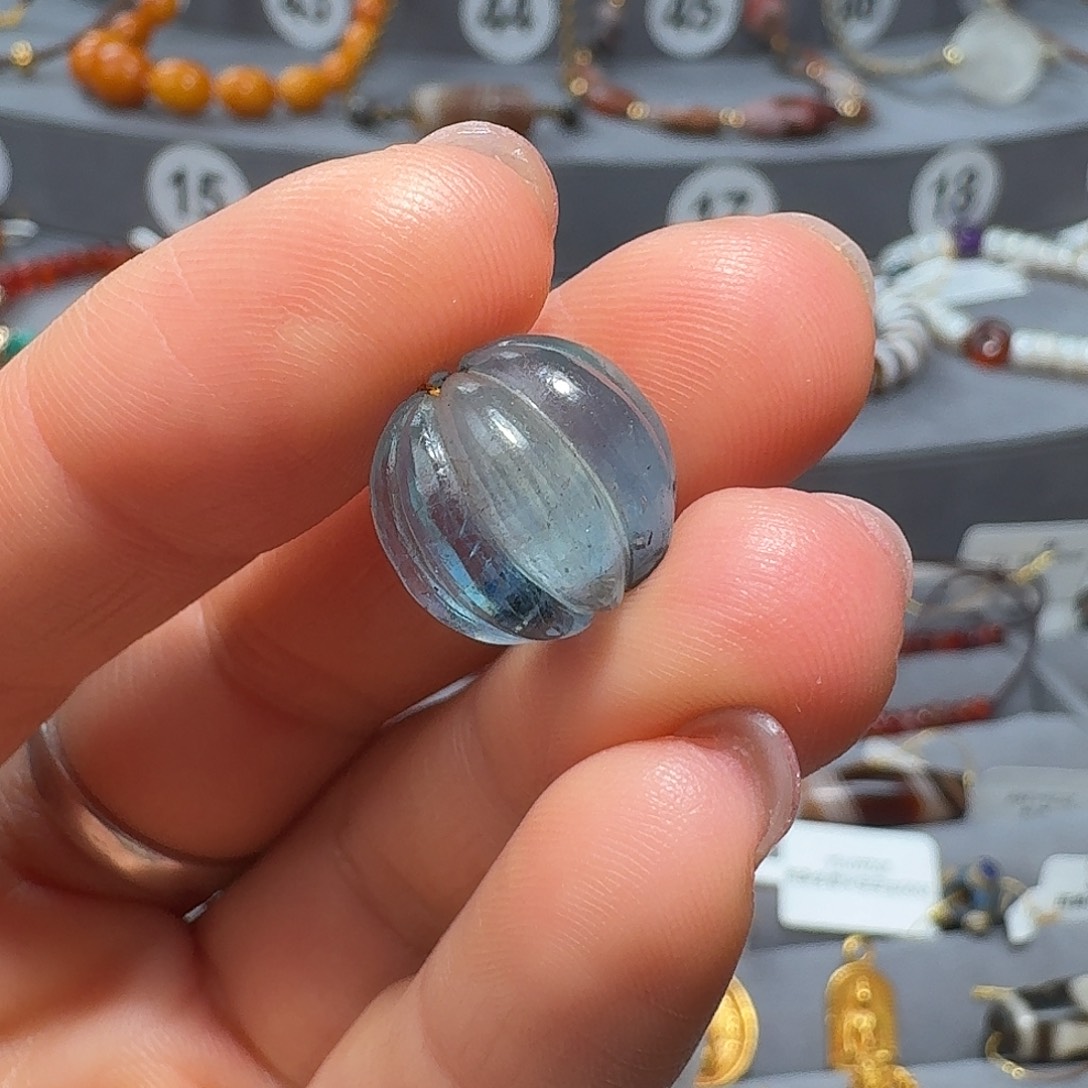 k***w琉璃吊坠（不含链）13*13mm