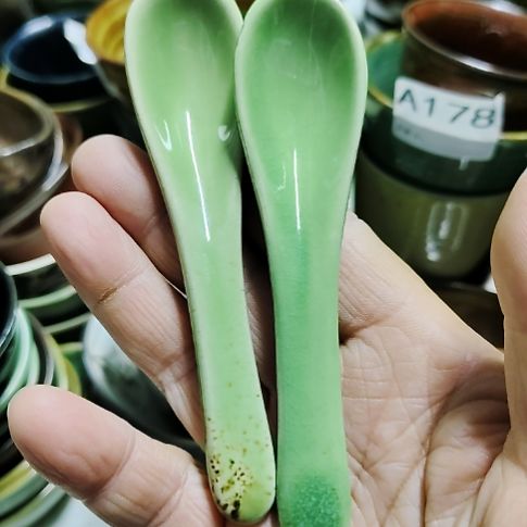 瓷片瓷器，各种摆件，瓷片，