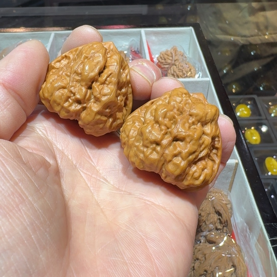 吊坠文玩核桃三角蛙