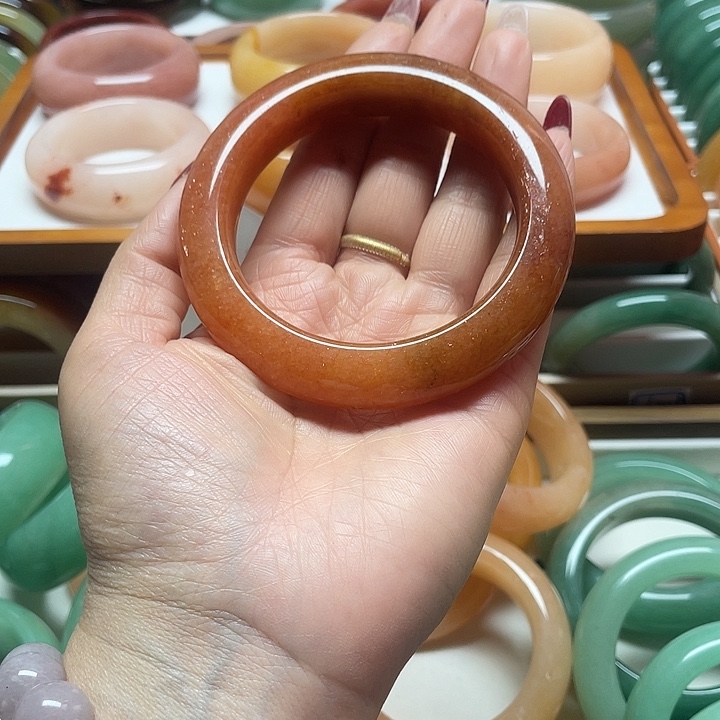 石英质玉（非洲翠）合金手镯