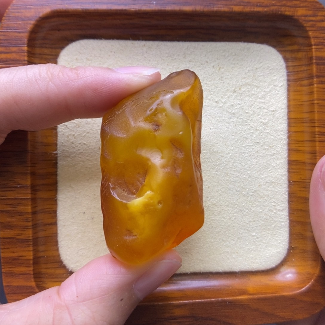 定制琥珀未镶嵌敏