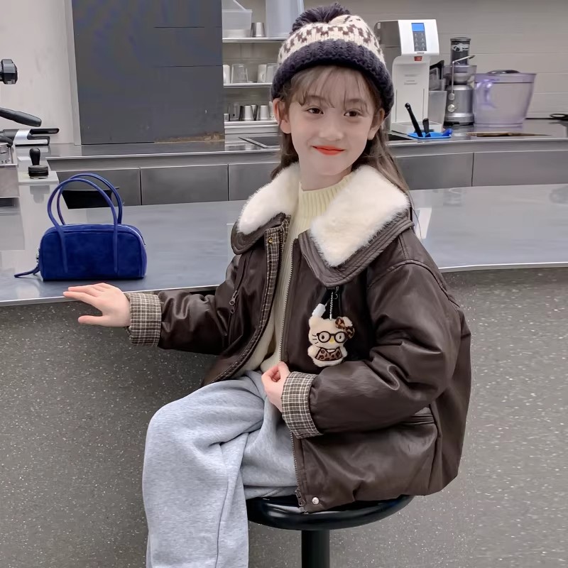 女童加绒加厚皮衣冬款2026新款洋气中大童女孩冬季韩系外套潮酷装