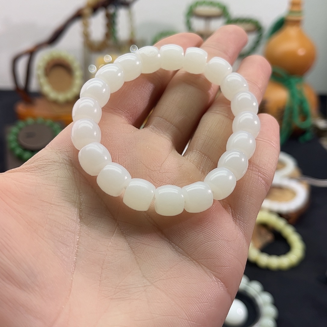 和田玉未镶嵌颈饰俄料-白玉-老型直切手串-10mm