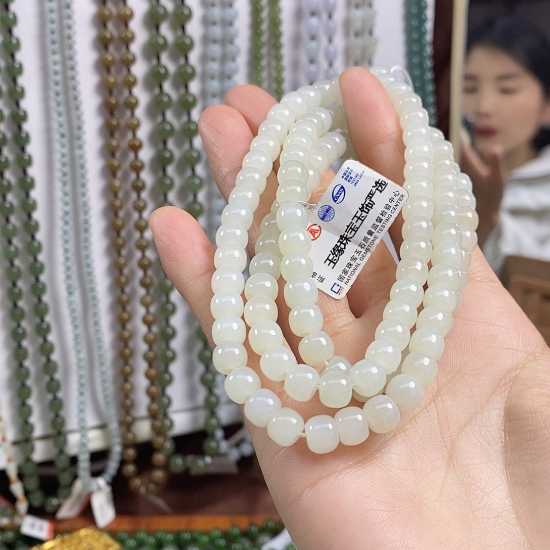 和田玉颈饰未镶嵌坦****麻