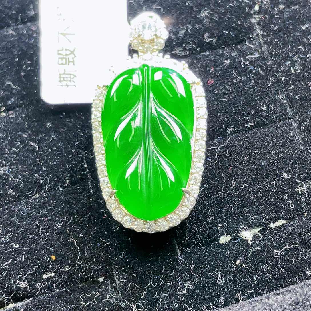 翡翠颈饰未镶嵌80，