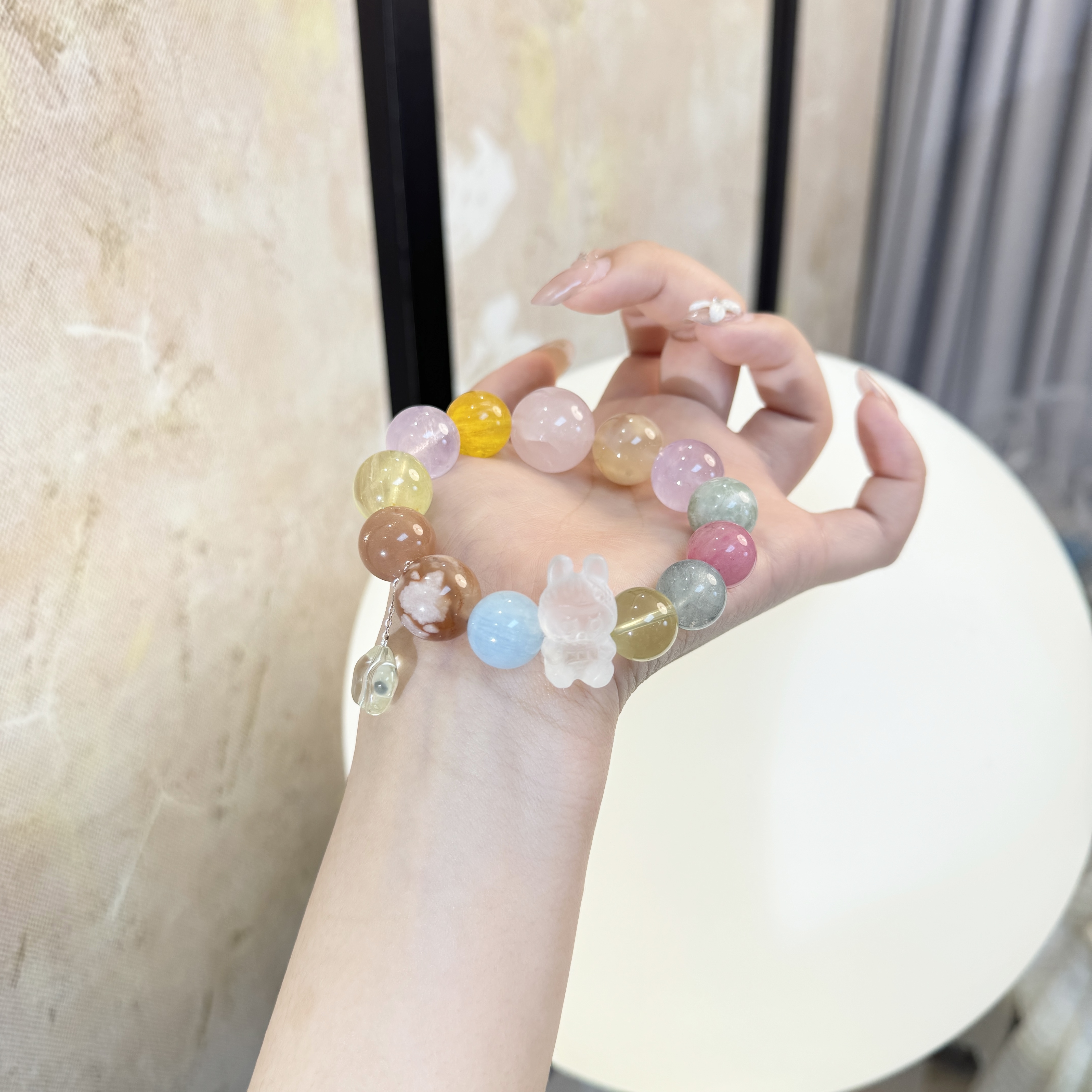 *彩虹萌兔*天然水晶萤石手串C