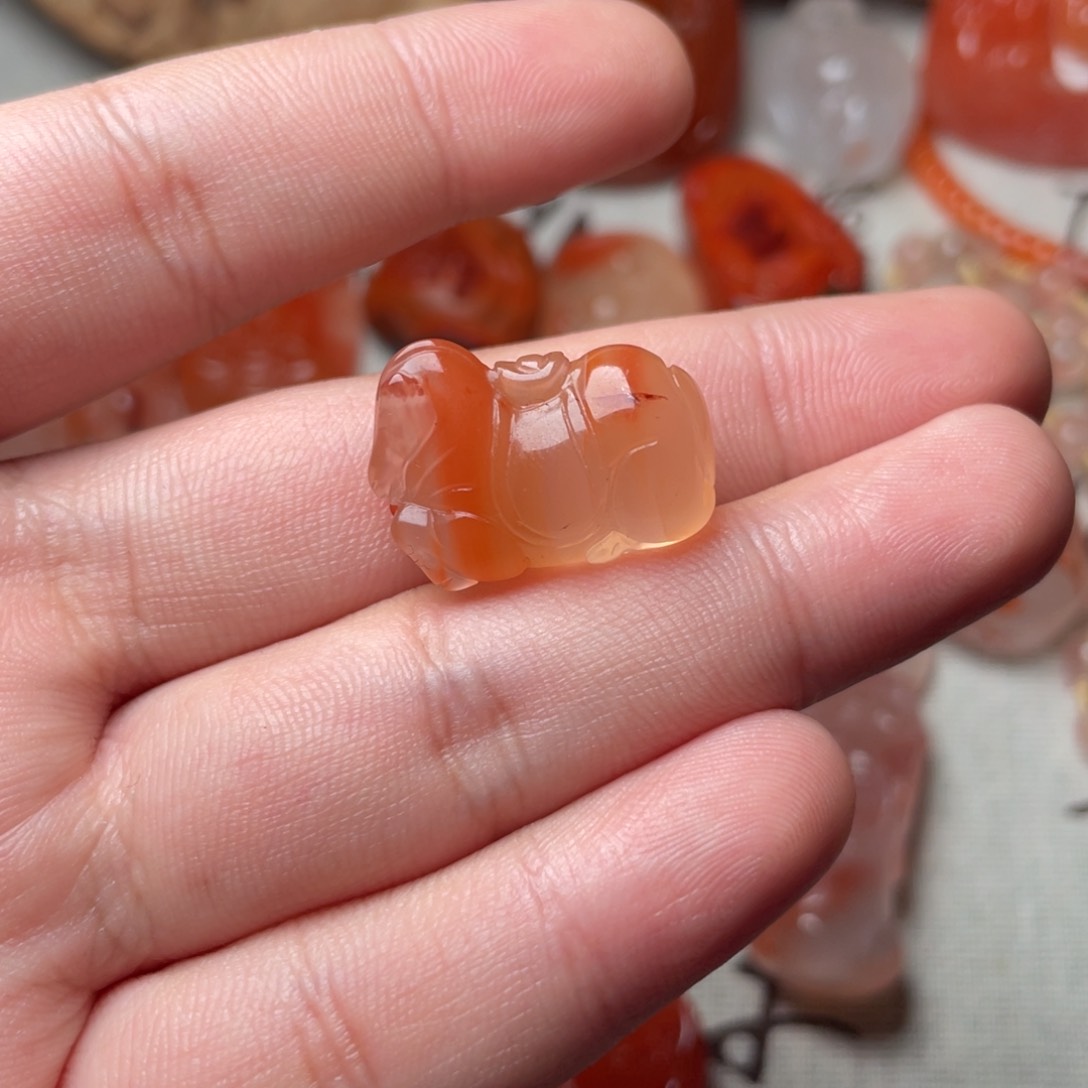 南红玛瑙吊坠(不含链)未镶嵌