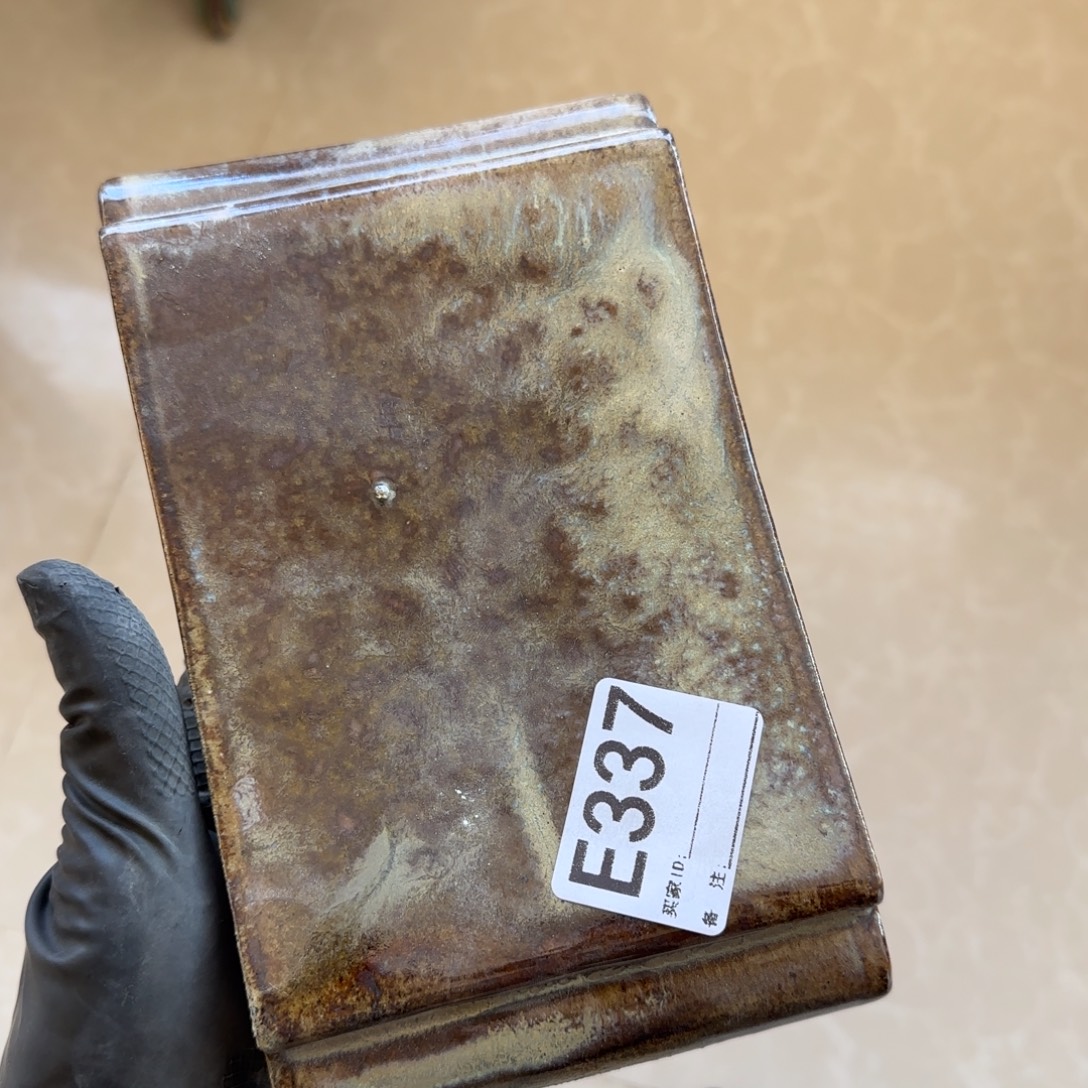 女***色花盆紫砂337 瑕疵品      