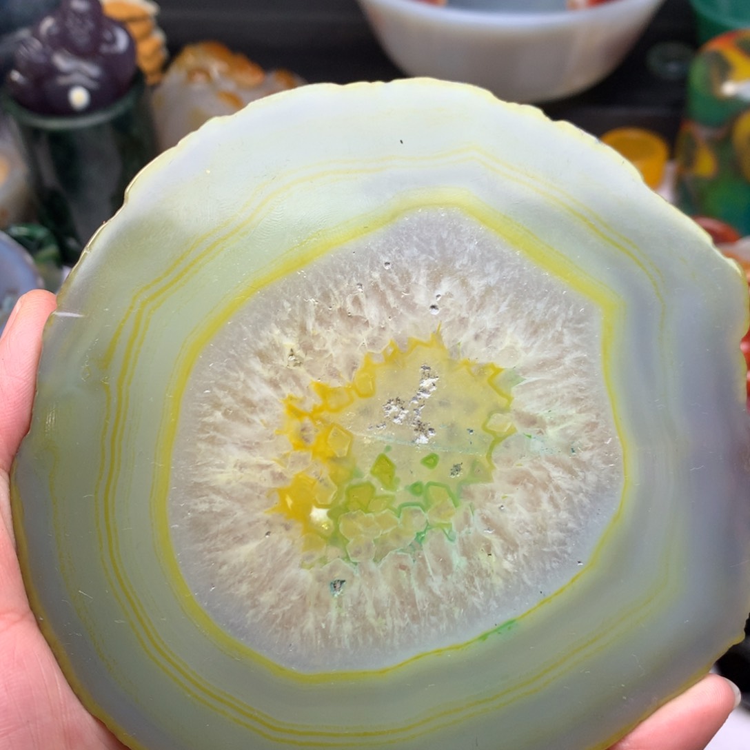 玛瑙手饰未镶嵌大****格