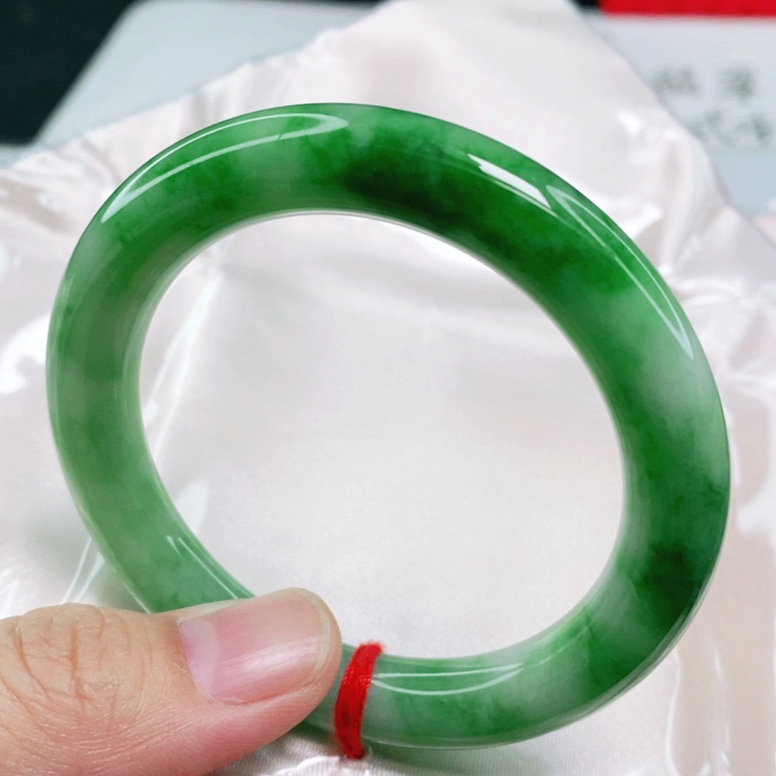 未镶嵌手镯翡翠53.6圈口圆条买到赚到