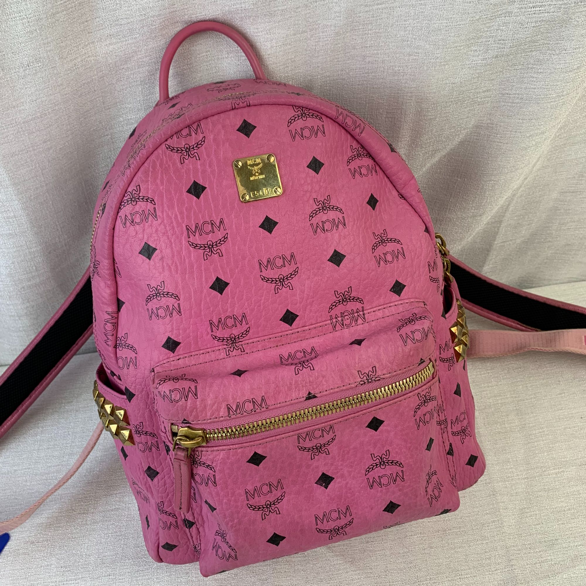 95新 MCM 粉色双肩包/AR11410036/0036