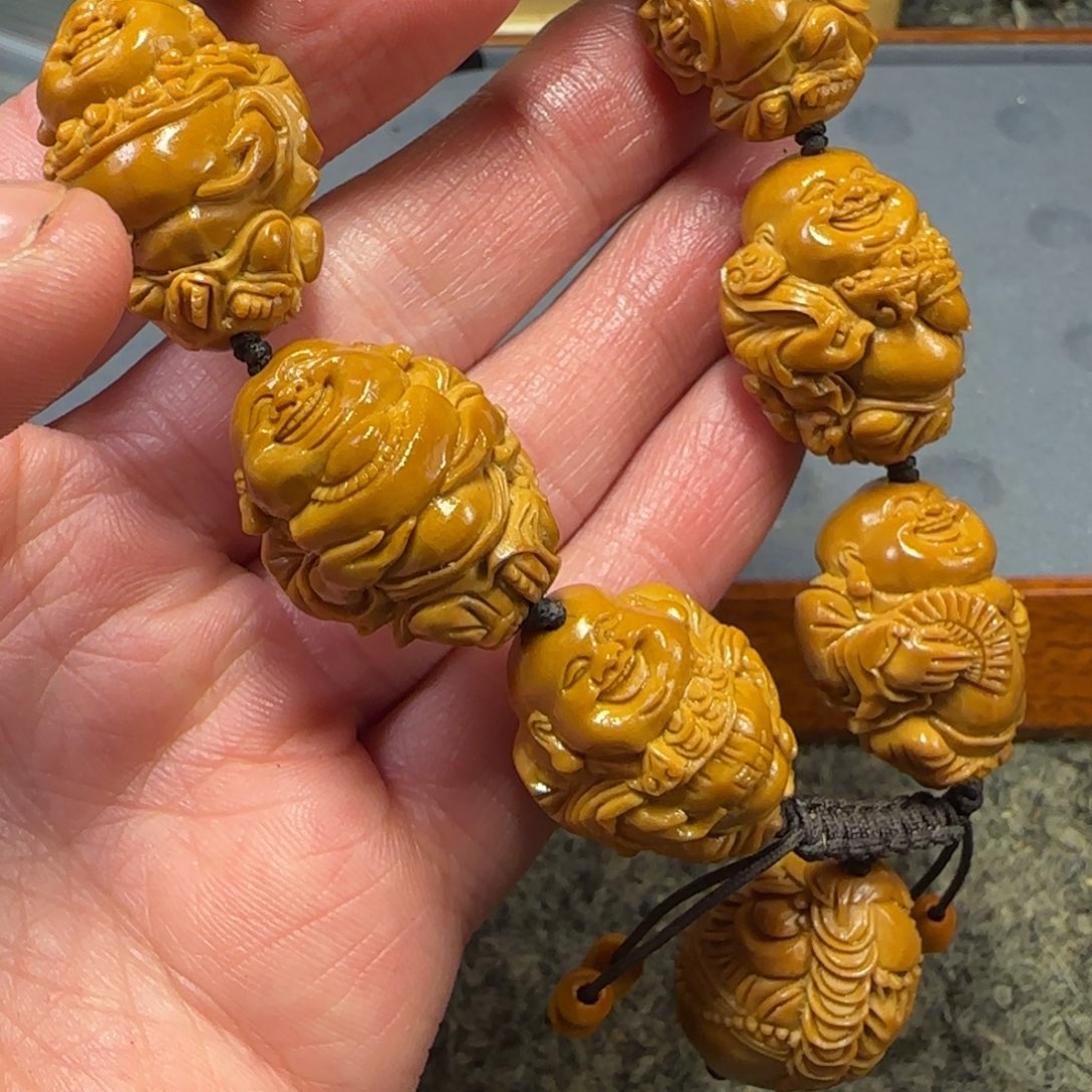 橄榄核吊坠八宝弥勒