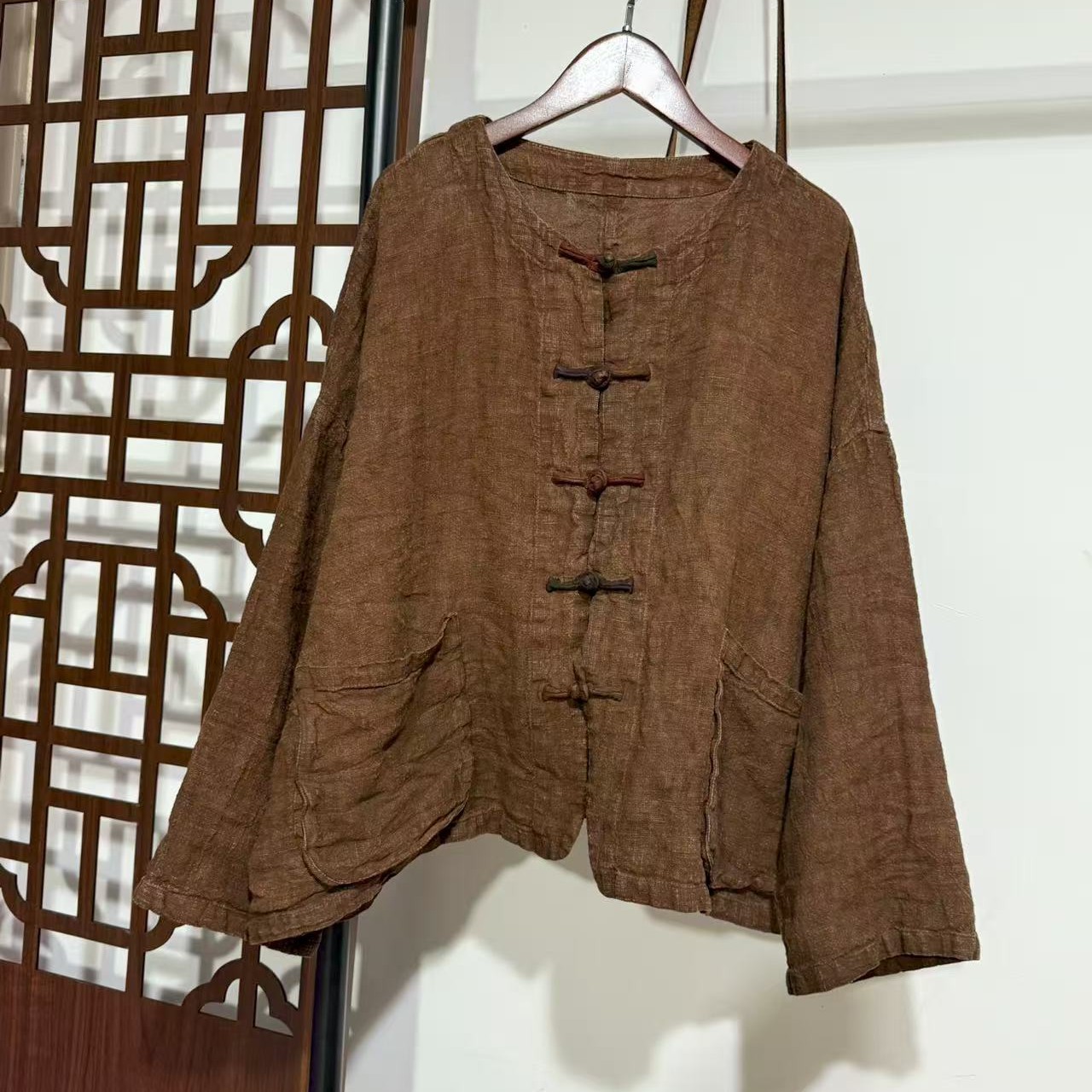 152宽松女做旧复古长袖彩扣外套