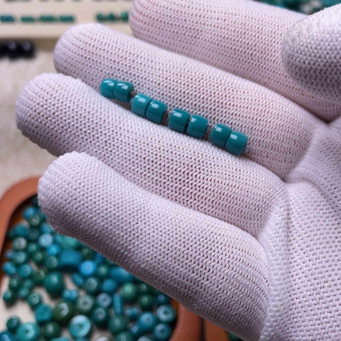 绿松石未镶嵌配饰5小****?