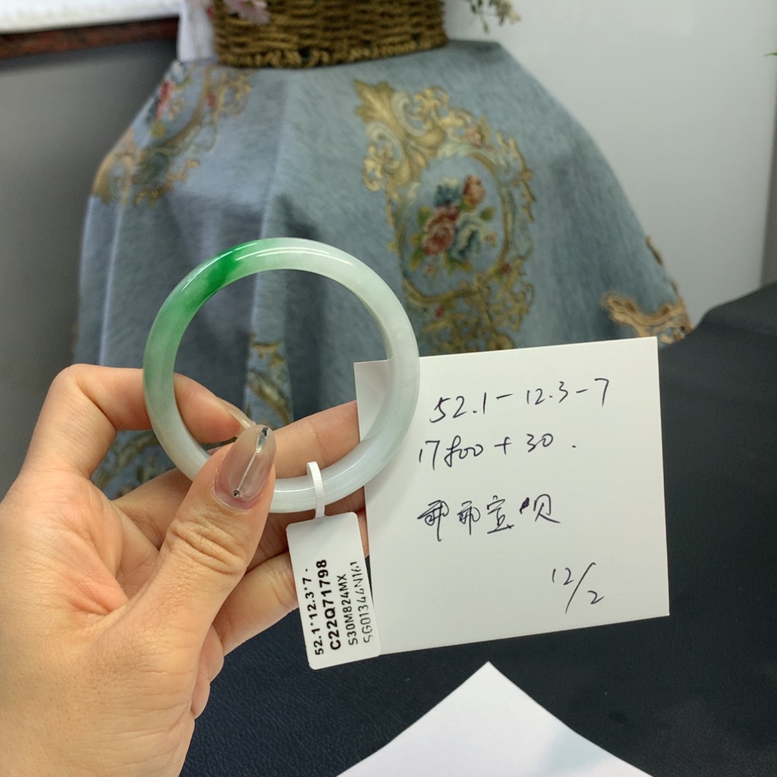 翡翠手镯未镶嵌乖****y缅甸翡翠手镯