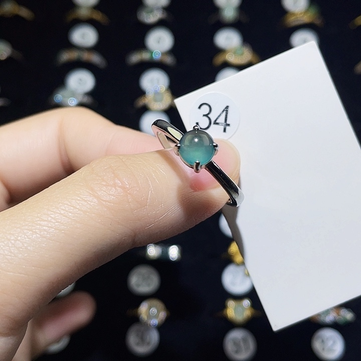 翡翠未镶嵌戒指戒指