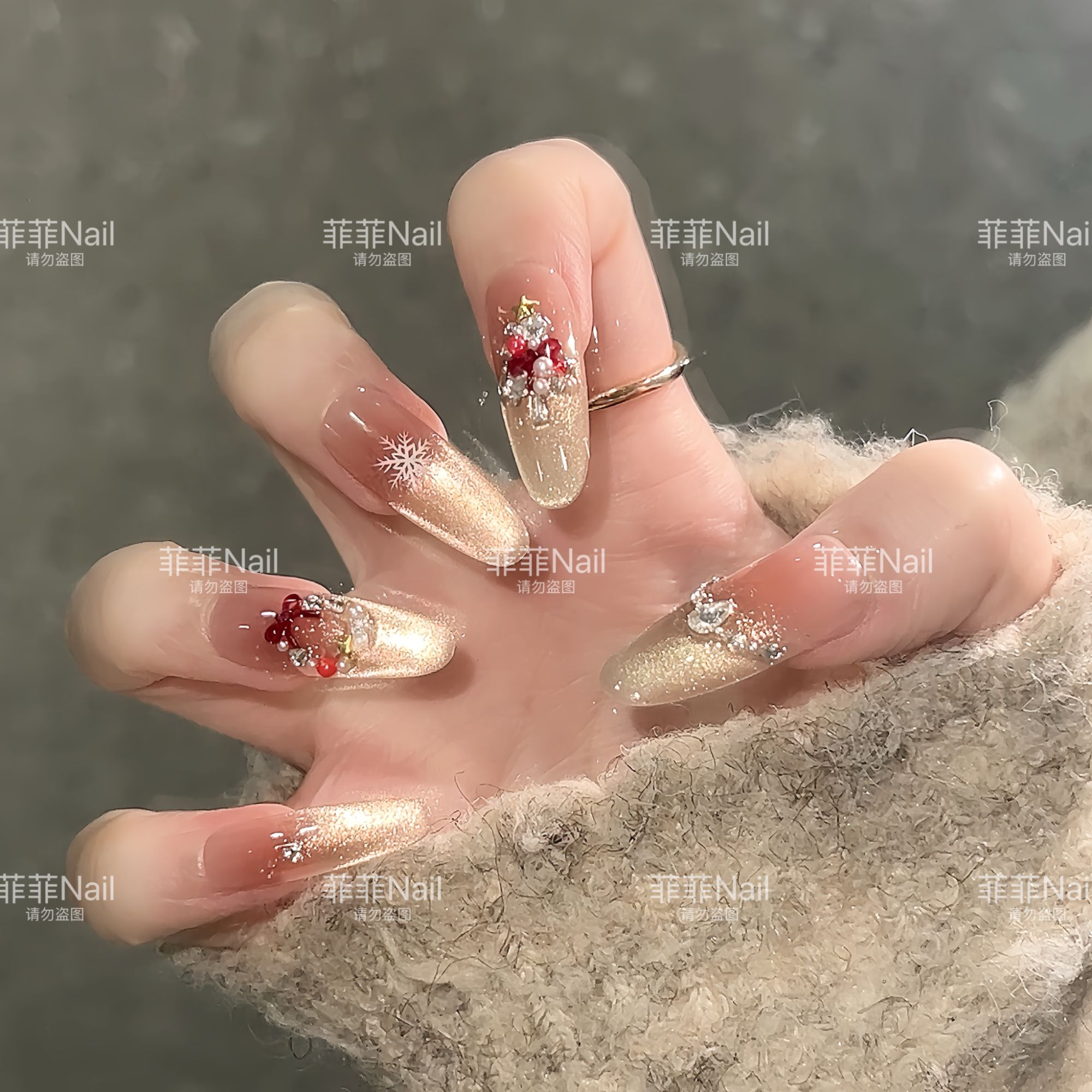 【圣诞结】纯手工穿戴甲猫眼爆闪显白气质美甲贴片