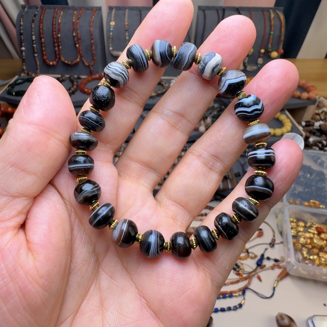 玛瑙/玉髓颈饰未镶嵌