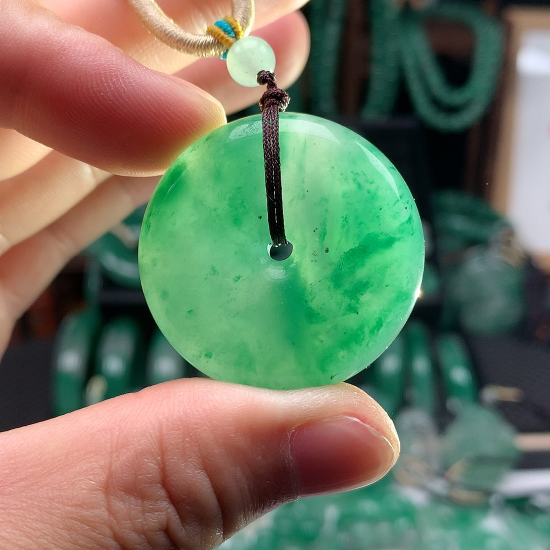 石英质玉吊坠(不含链)未镶嵌