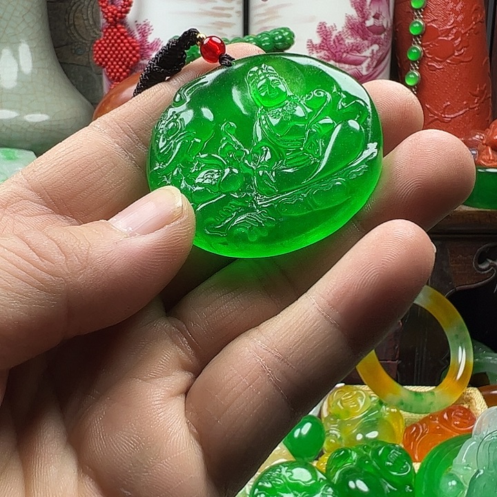 翡翠未镶嵌颈饰新号开播，全场福利