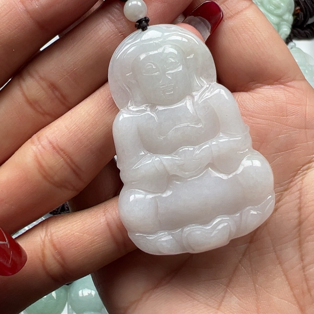 翡翠颈饰未镶嵌观音