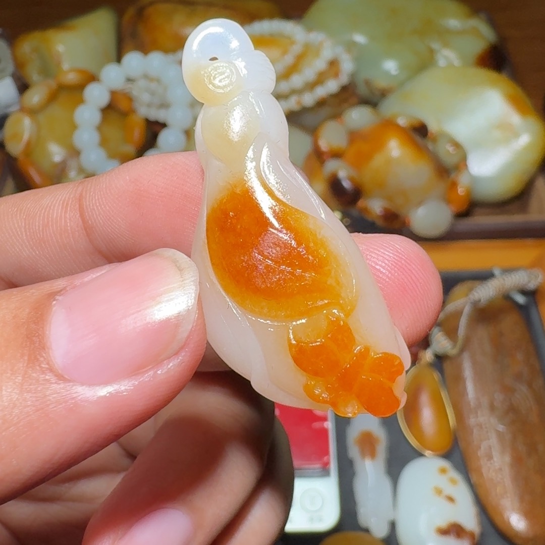 和田玉颈饰未镶嵌