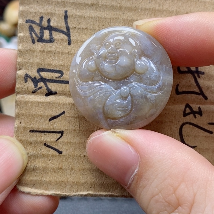 硅化珊瑚（珊瑚玉）颈饰未镶嵌