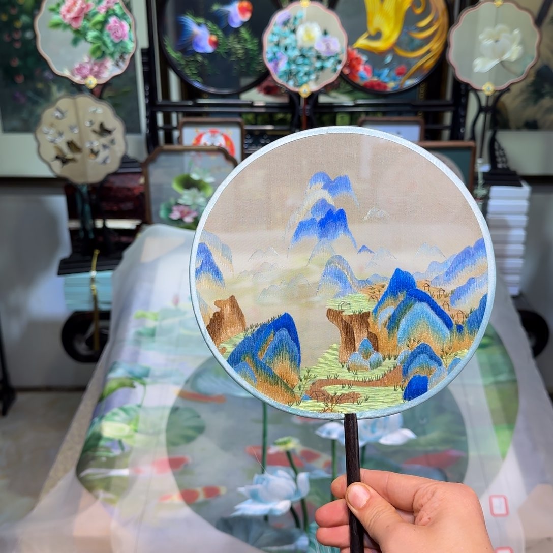 刺绣刺绣工艺精湛