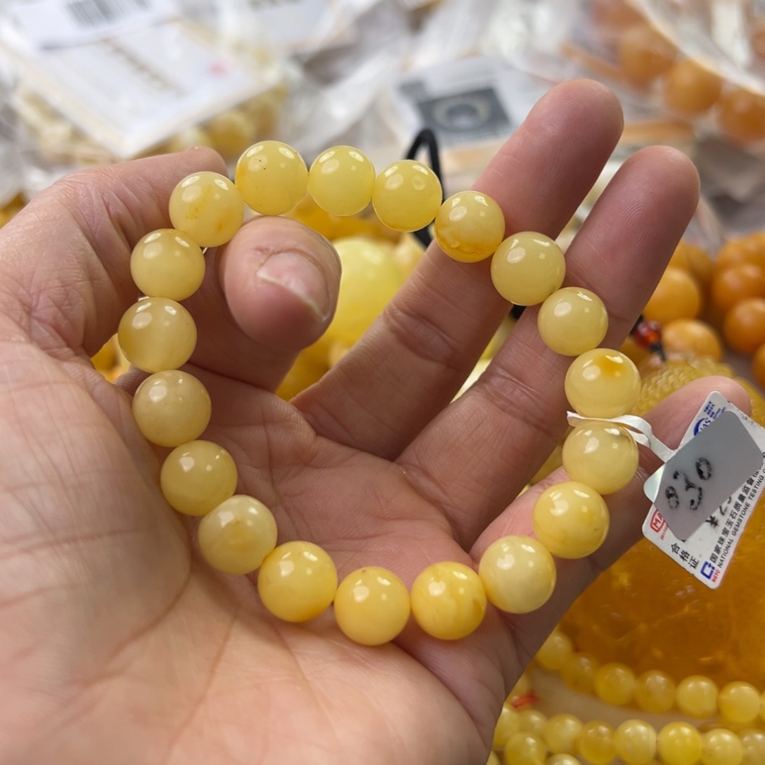 琥珀珠宝奇石未镶嵌