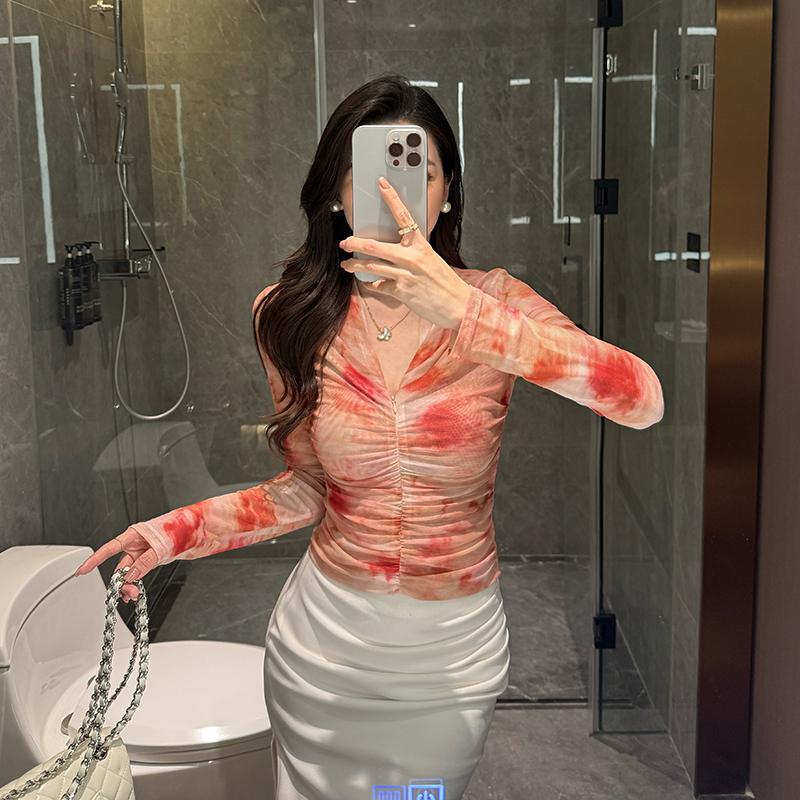 【樱草粉墨】冰丝网纱上衣女夏季新款V领长袖防晒褶皱显瘦收腰T恤