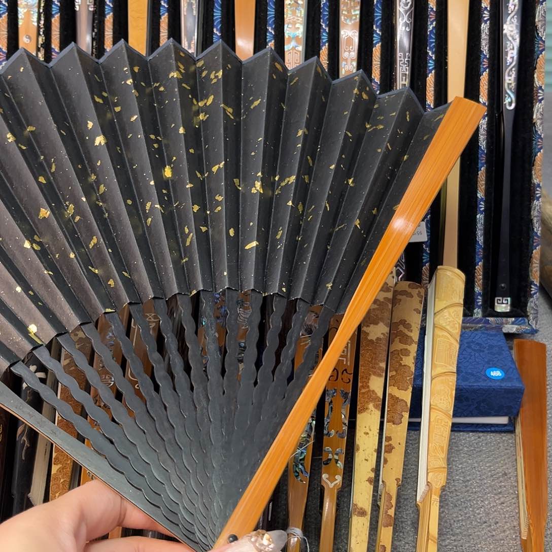 扇子纯手工制作工艺