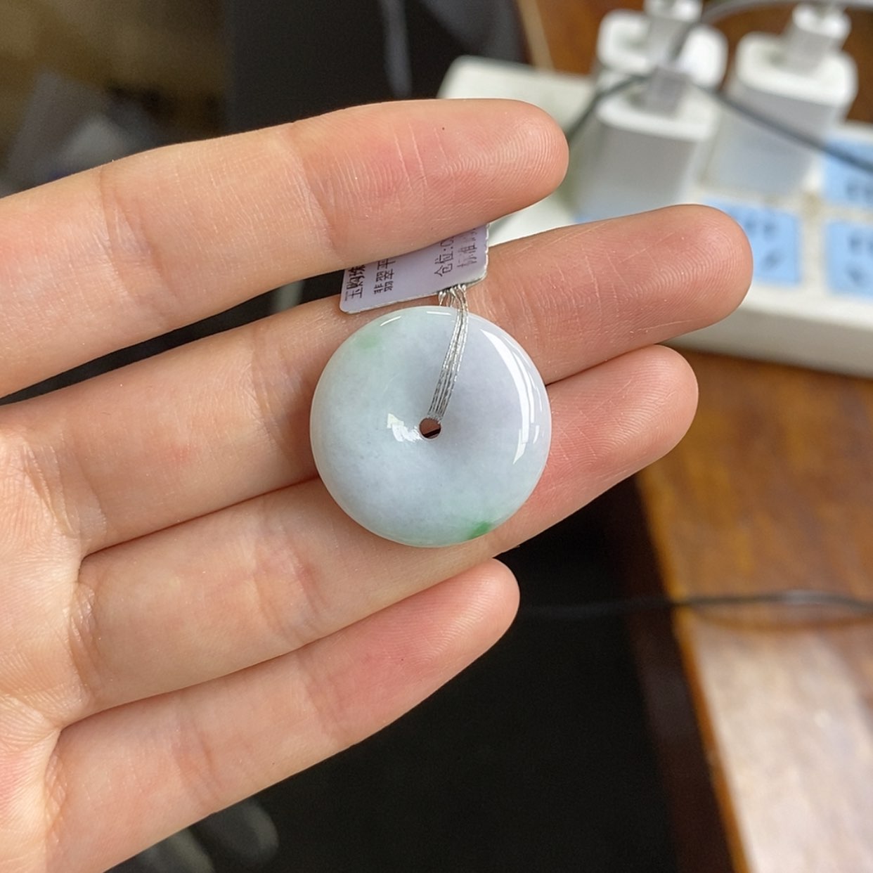 【闪购商品】翡翠颈饰未镶嵌平安扣